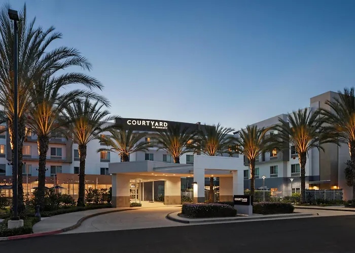 Courtyard Long Beach Airport